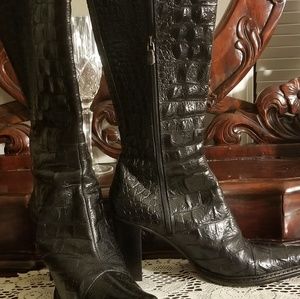 Ladies leather boots(Donald Pliner) 💥💥